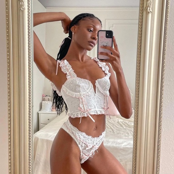 Swirl Eyelet Bustier
by for love and lemons - Picture 5 of 11